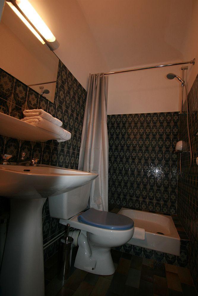 Auberge Du Cabestan Hotel Одиерн Екстериор снимка