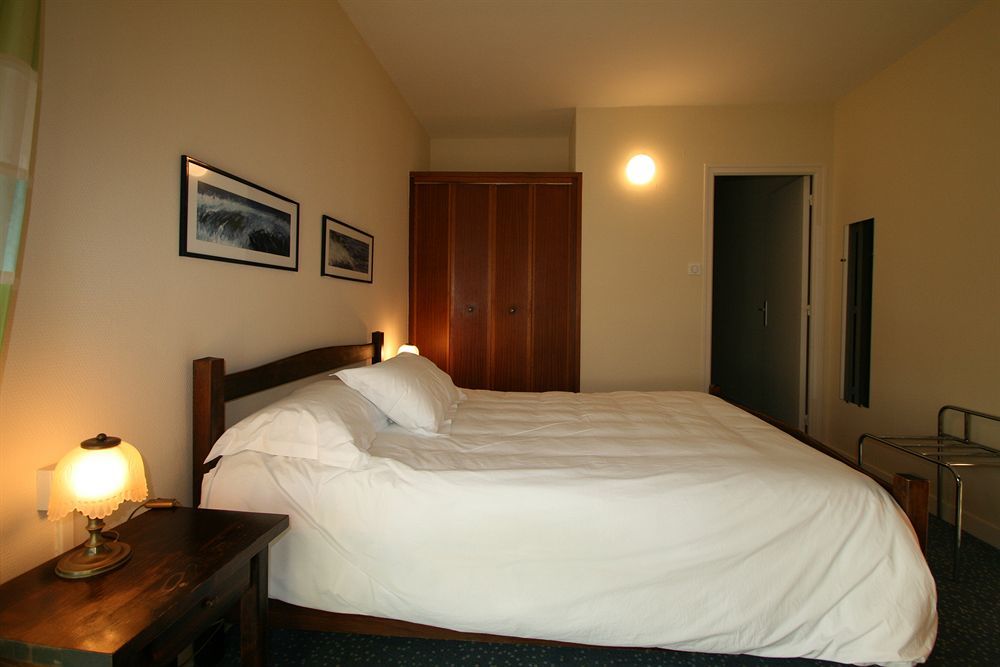 Auberge Du Cabestan Hotel Одиерн Екстериор снимка
